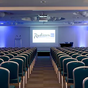 Radisson Blu Toulouse Airport Отель